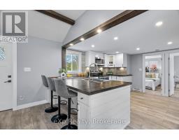 Laundry room - 236 Sydenham Street, Strathroy Caradoc, ON N7G1V3 Photo 6
