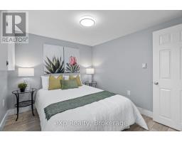 236 Sydenham Street, Strathroy Caradoc, ON N7G1V3 Photo 17