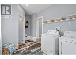 236 Sydenham Street, Strathroy Caradoc, ON N7G1V3 Photo 33