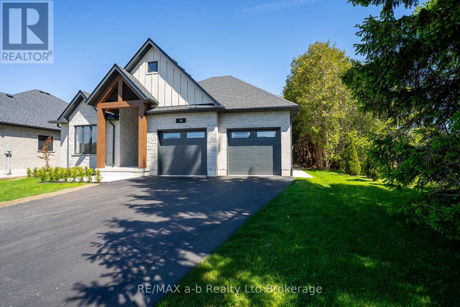 16 CORNWELL CRESCENT - 1