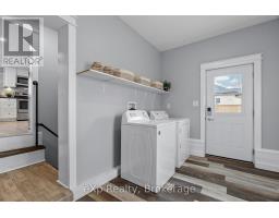 236 Sydenham Street, Strathroy Caradoc, ON N7G1V3 Photo 31