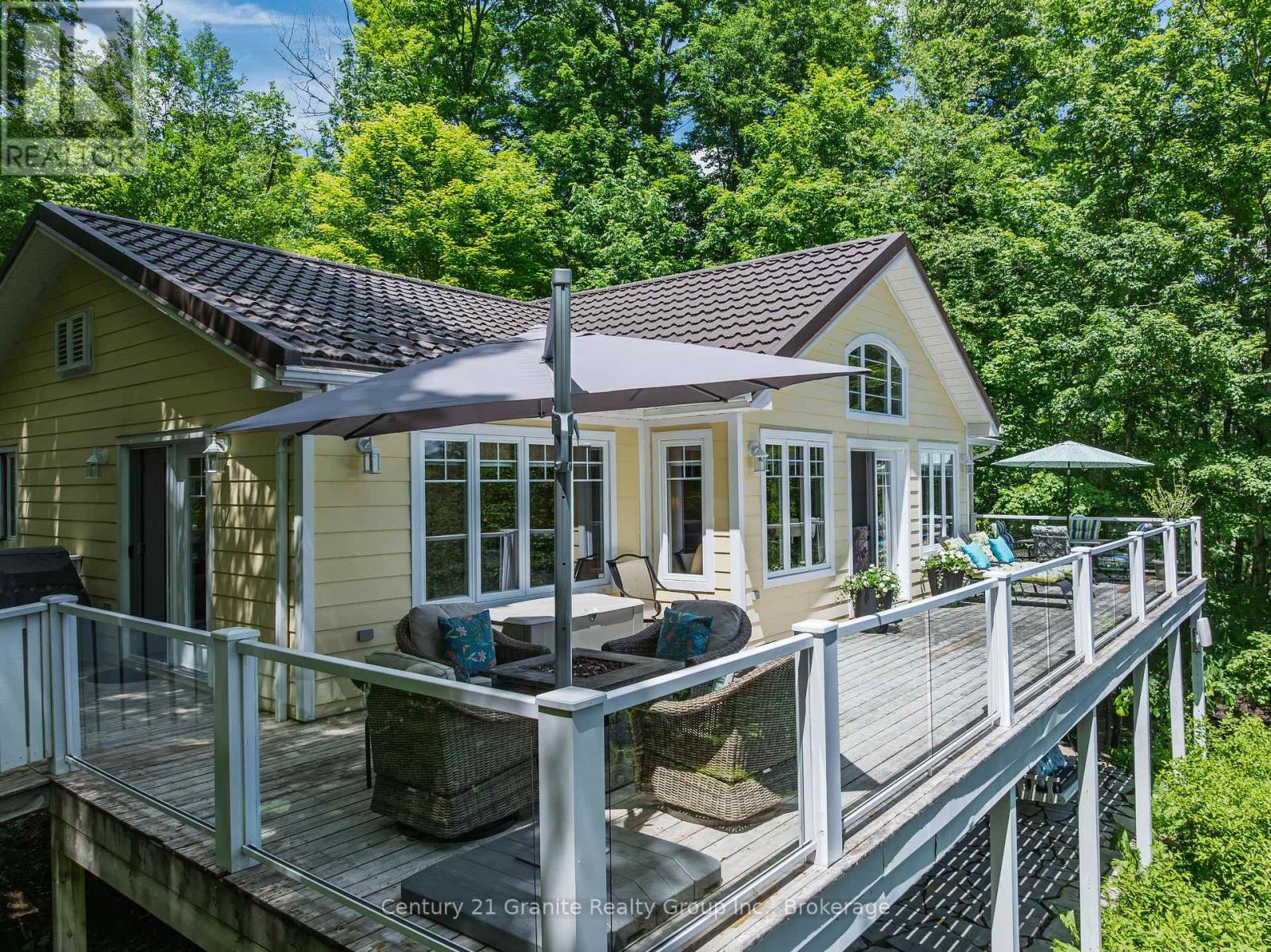 1070 SHIPLEY DRIVE - 10