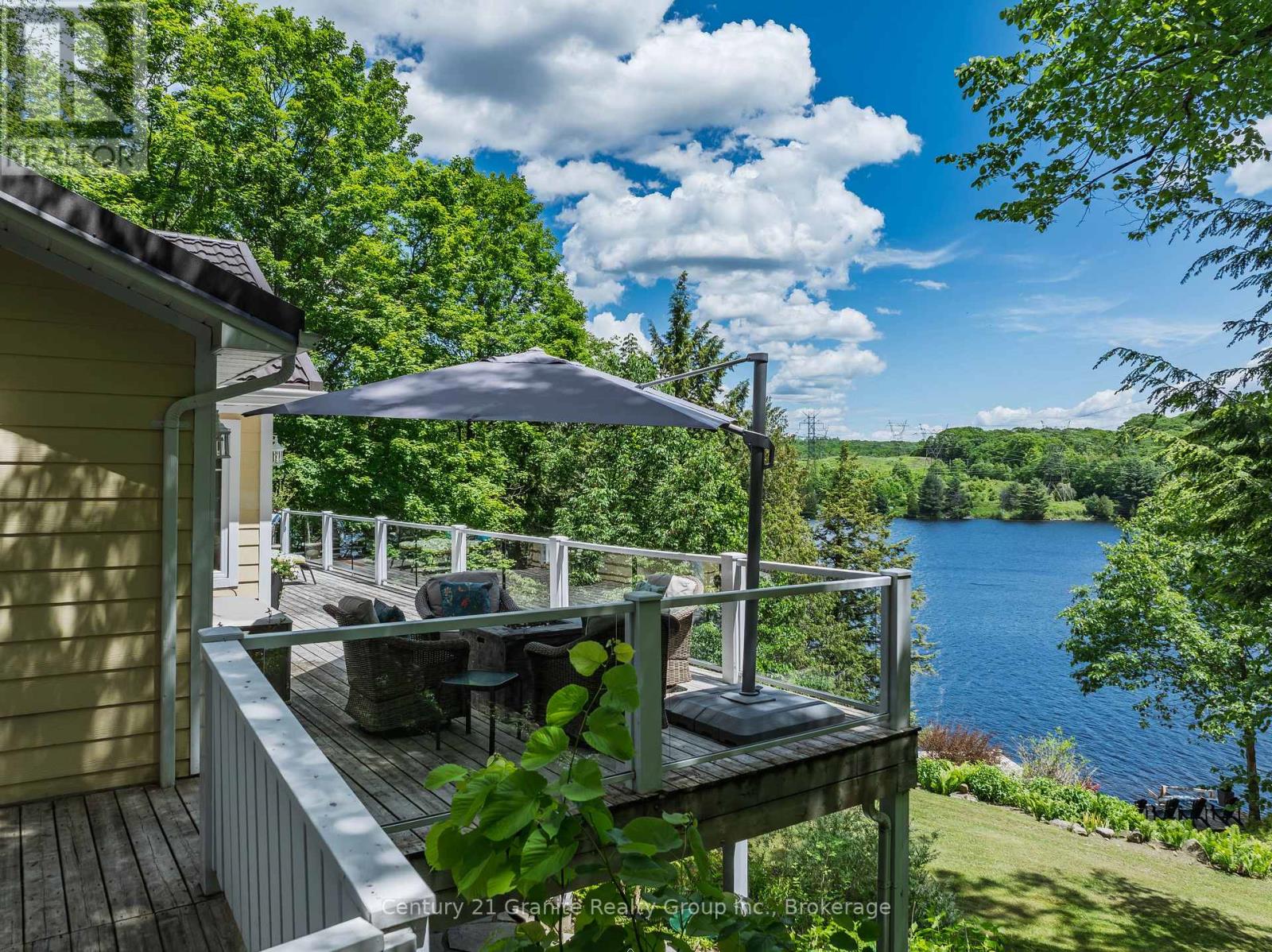 1070 SHIPLEY DRIVE - 11