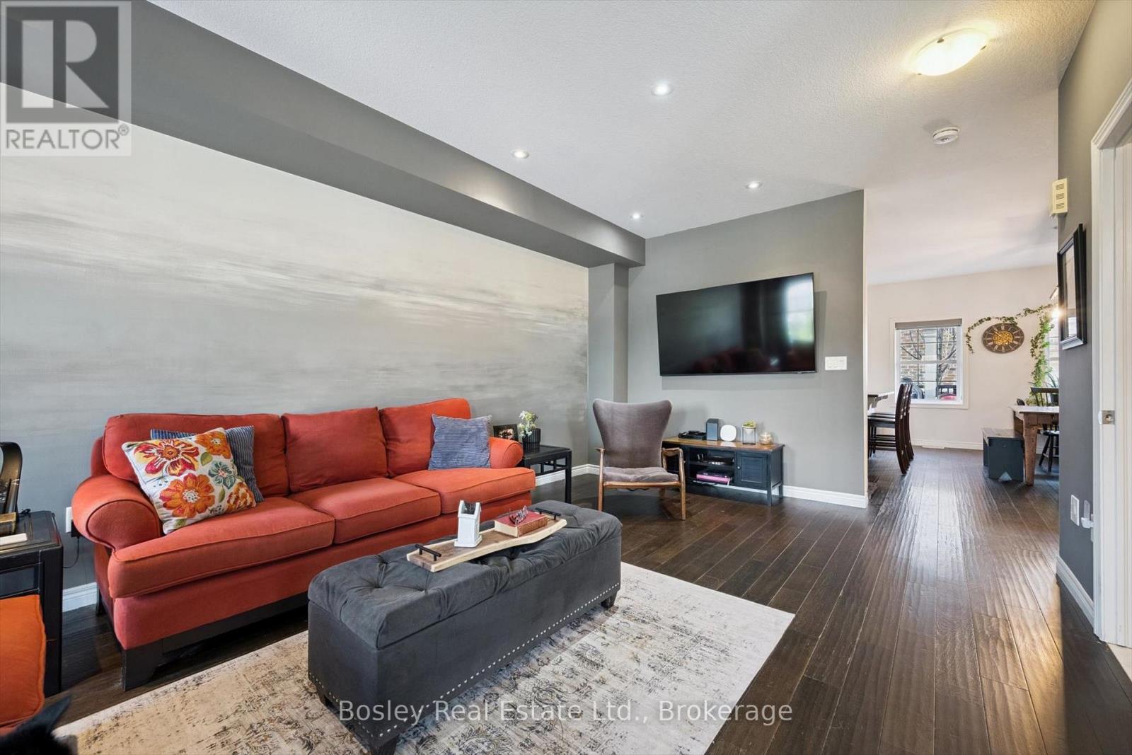 360 LOUISA STREET - Image 10