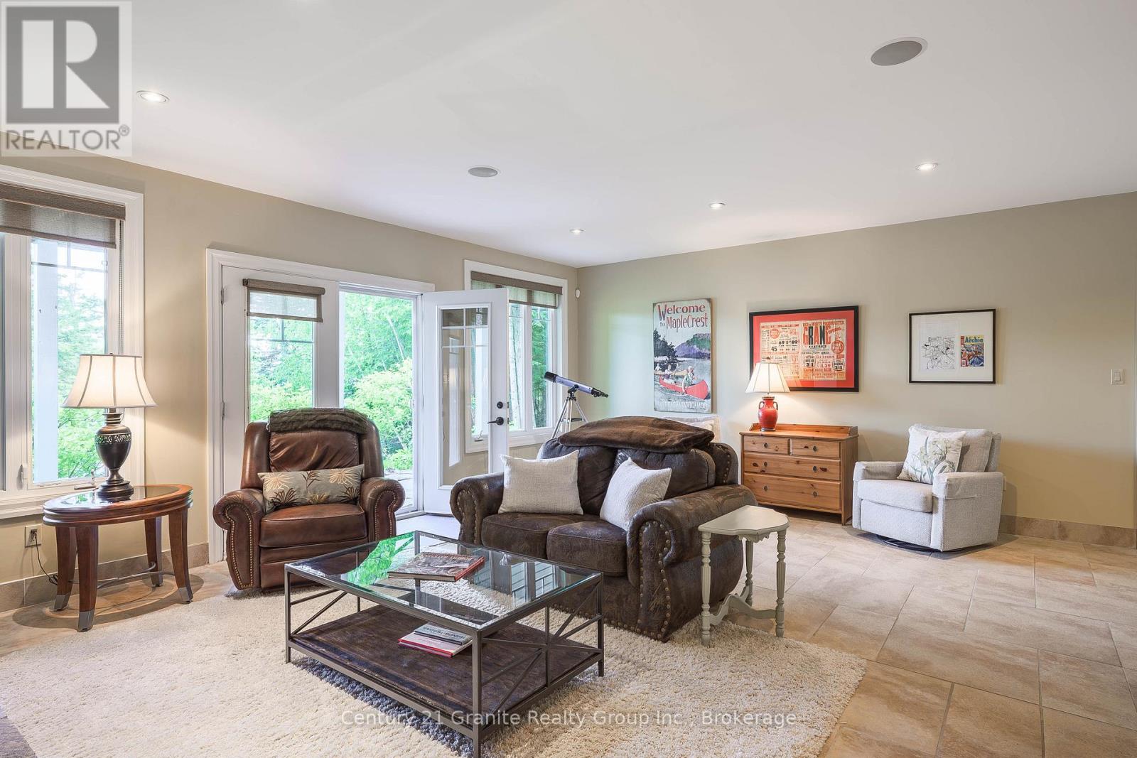 1070 SHIPLEY DRIVE - 30