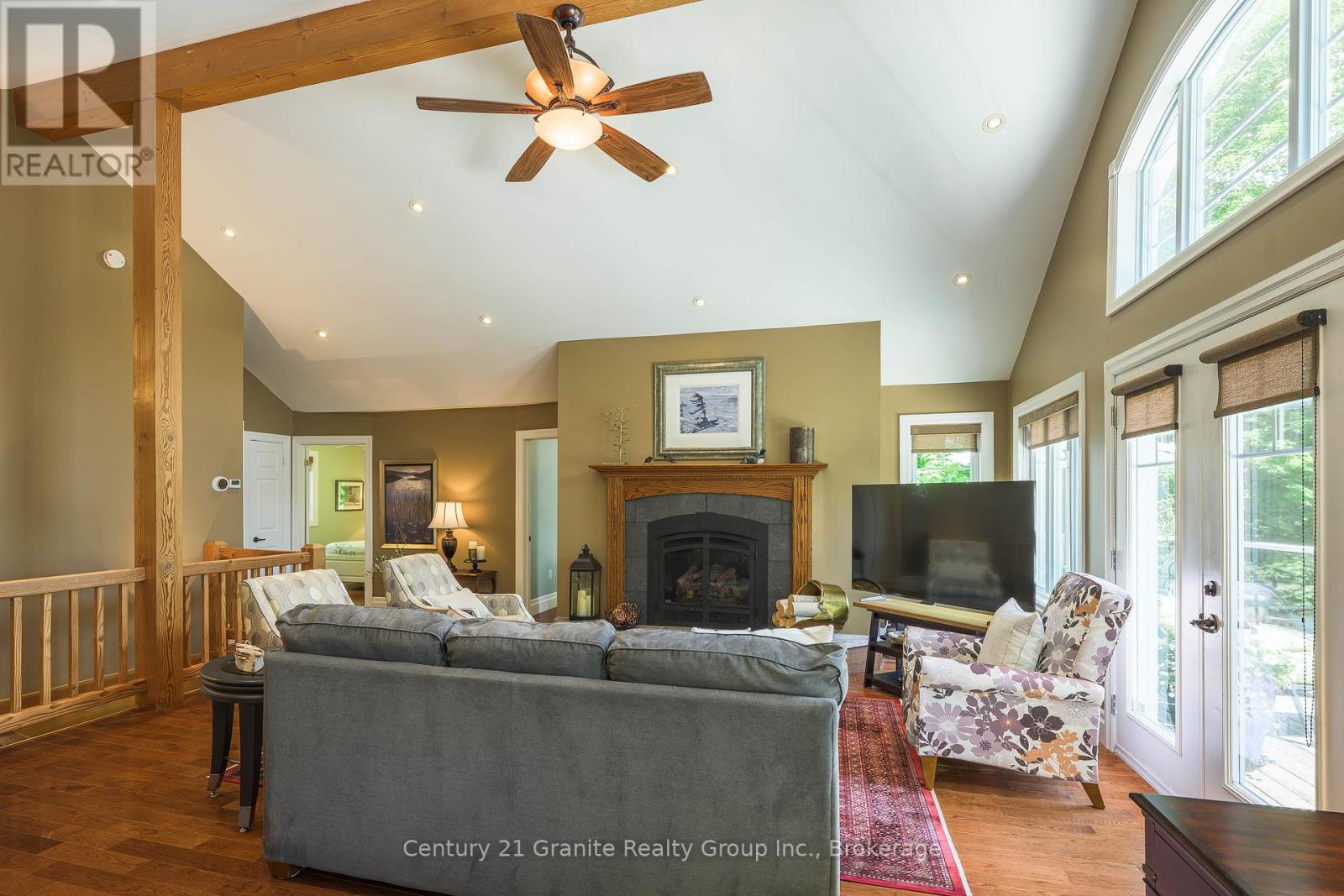 1070 SHIPLEY DRIVE - 20