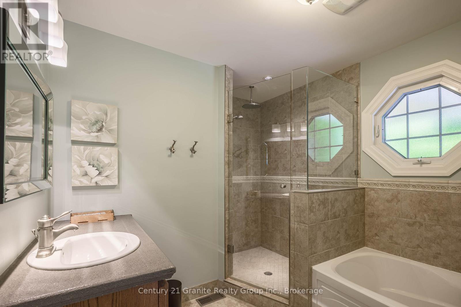 1070 SHIPLEY DRIVE - 28