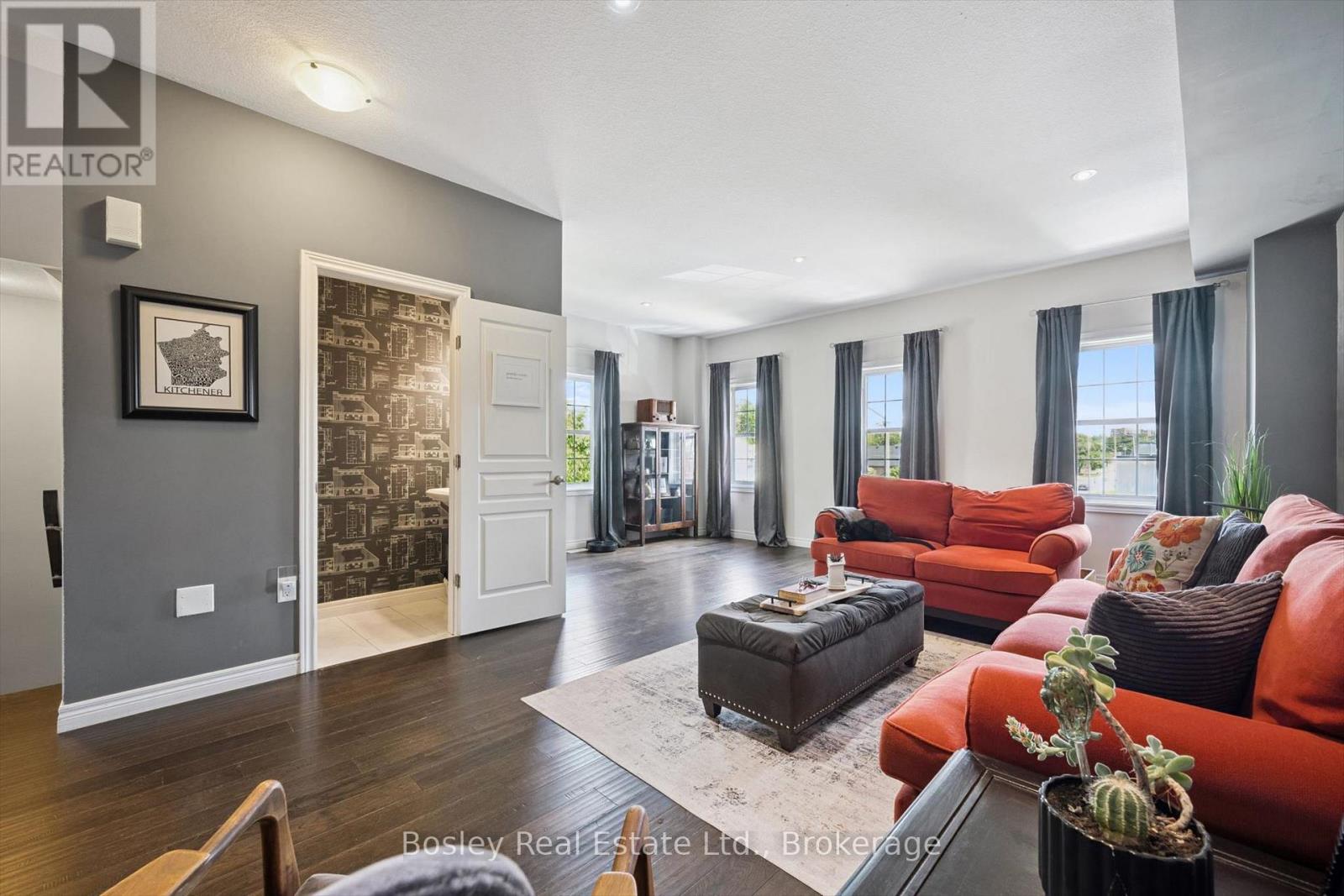 360 LOUISA STREET - Image 9