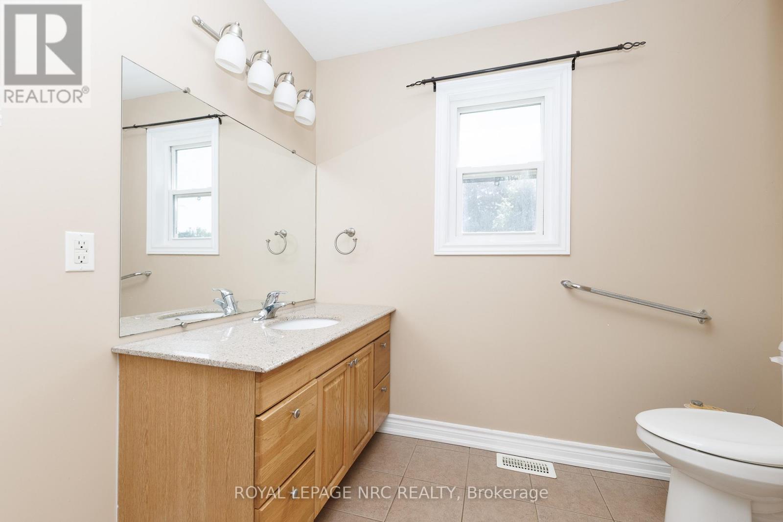 3090 DORCHESTER ROAD - 30