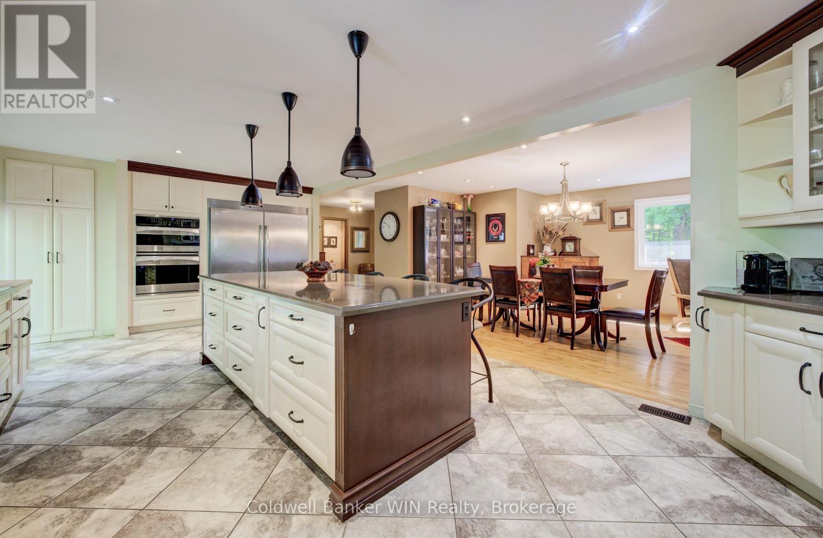 211269 BASELINE ROAD - 10