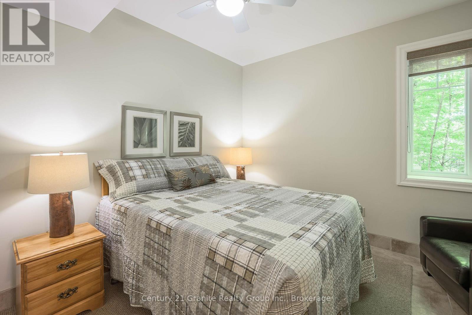 1070 SHIPLEY DRIVE - 39
