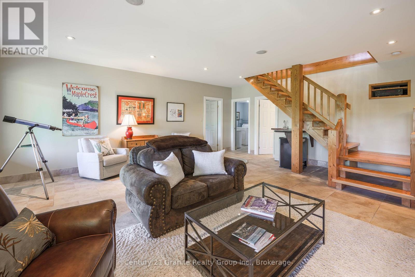 1070 SHIPLEY DRIVE - 31