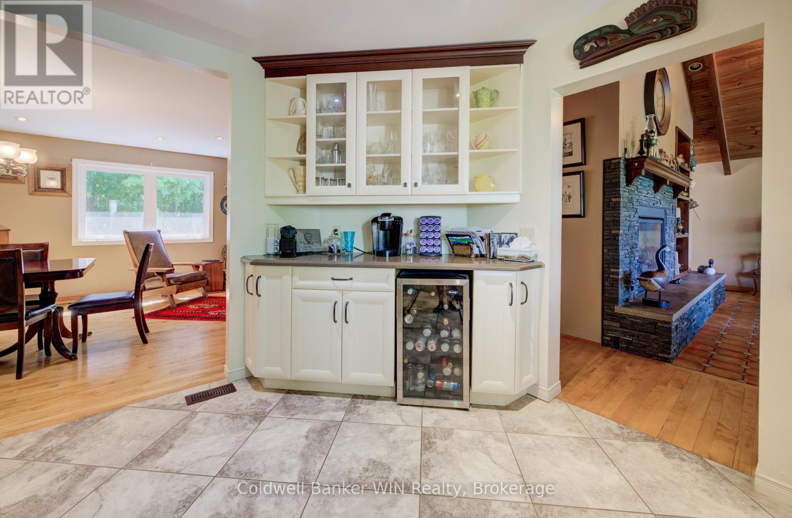 211269 BASELINE ROAD - 11