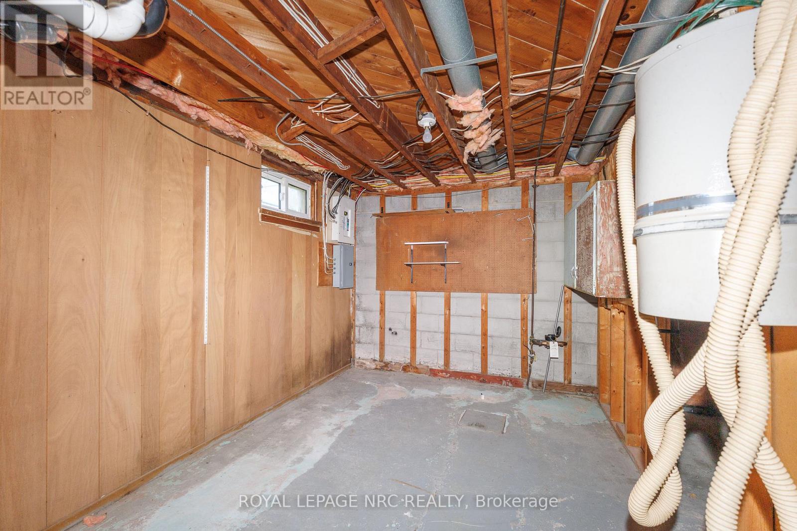 3090 DORCHESTER ROAD - 32