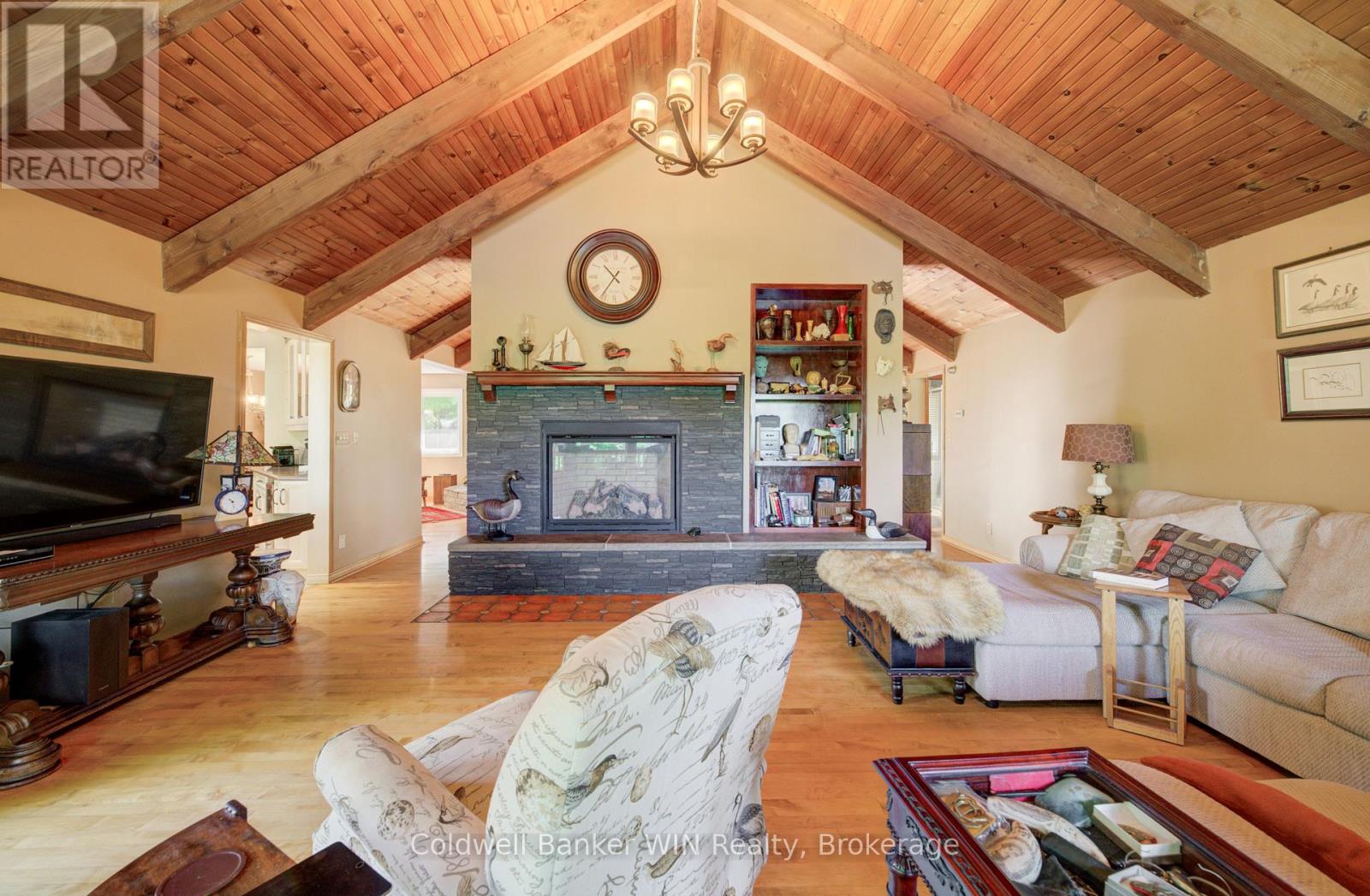 211269 BASELINE ROAD - 15