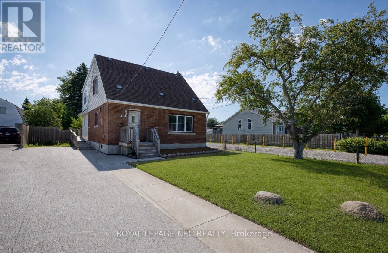3090 DORCHESTER ROAD - 2