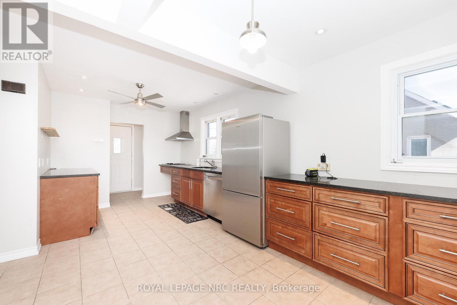 3090 DORCHESTER ROAD - 12