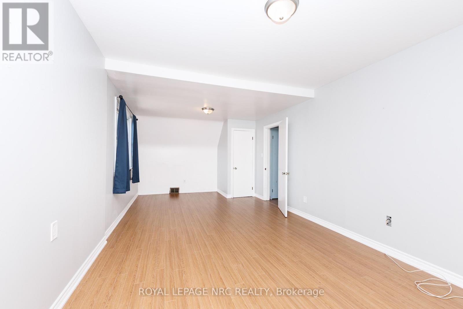3090 DORCHESTER ROAD - 21
