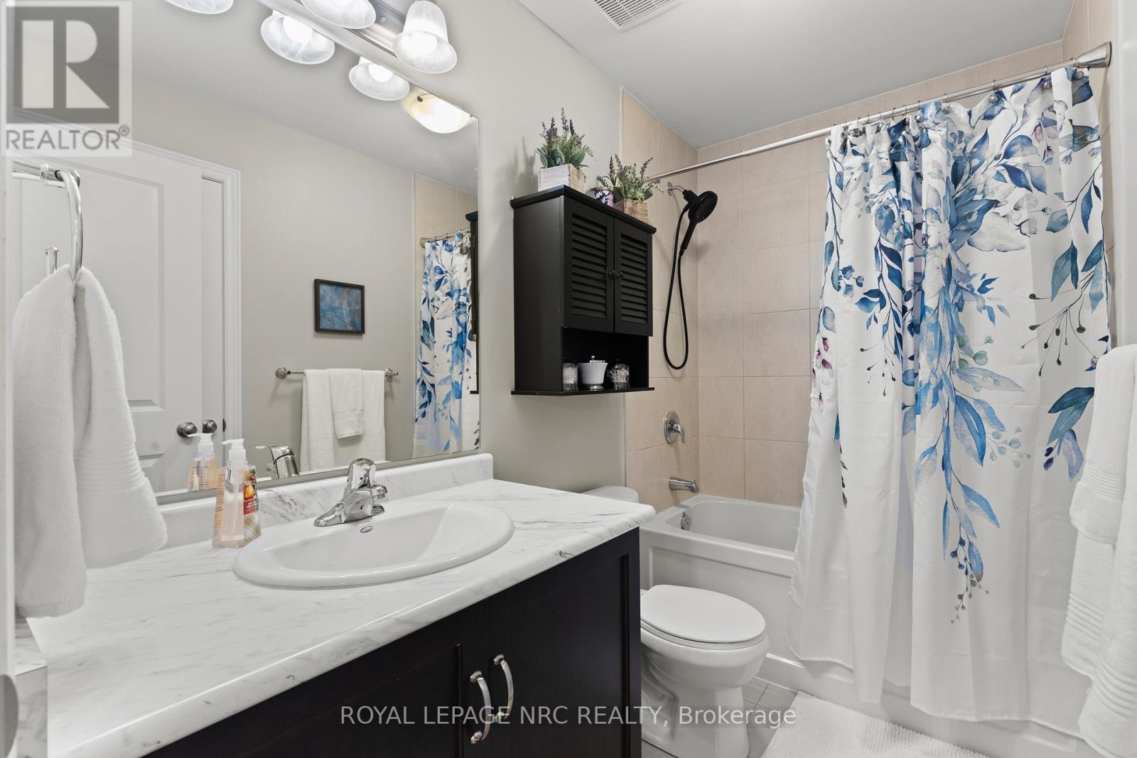 #15 377 GLANCASTER ROAD - 13