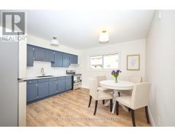 Bathroom - Unit 8 - 141 Plymouth Road, Welland, ON L3B3C8 Photo 6