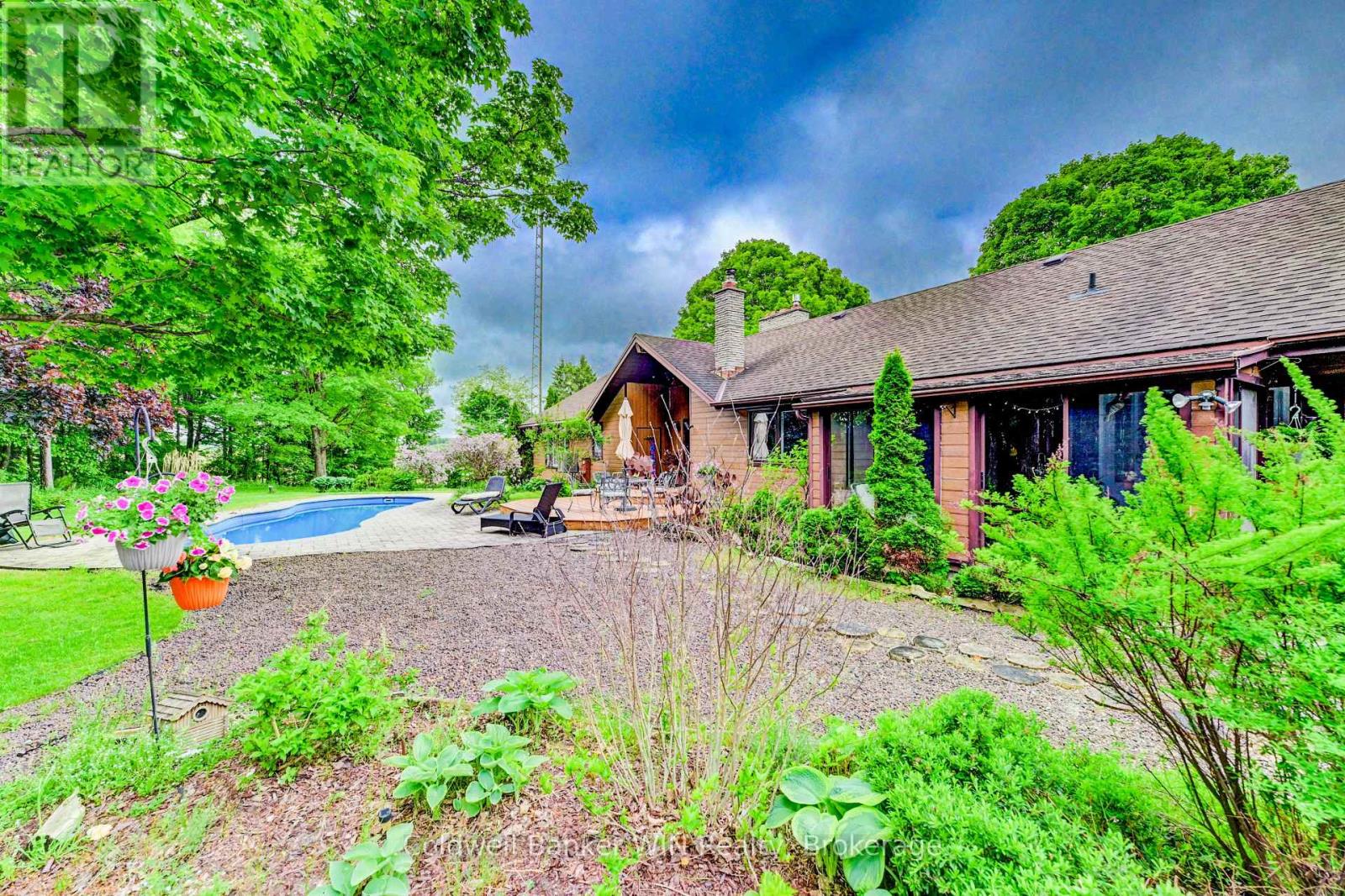 211269 BASELINE ROAD - 34