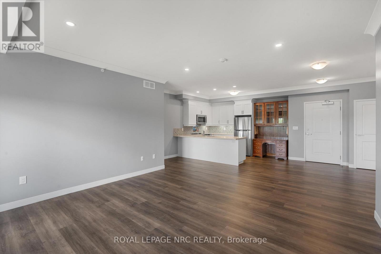 #505 105 VANSICKLE ROAD S - 7