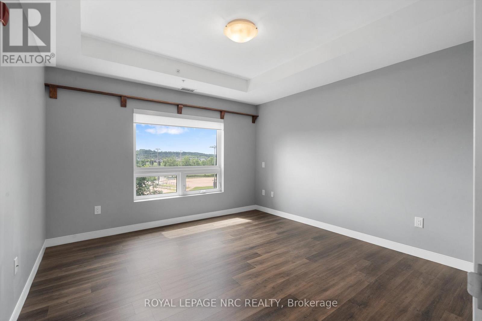 #505 105 VANSICKLE ROAD S - 14