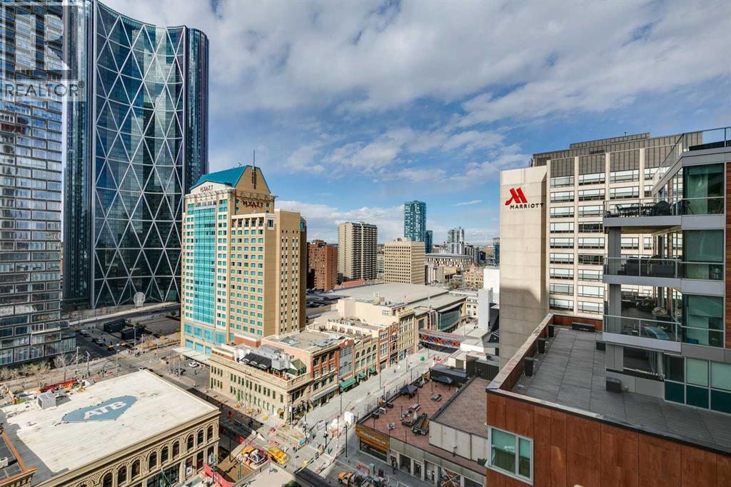 #1601 108 9 Avenue SW - 44