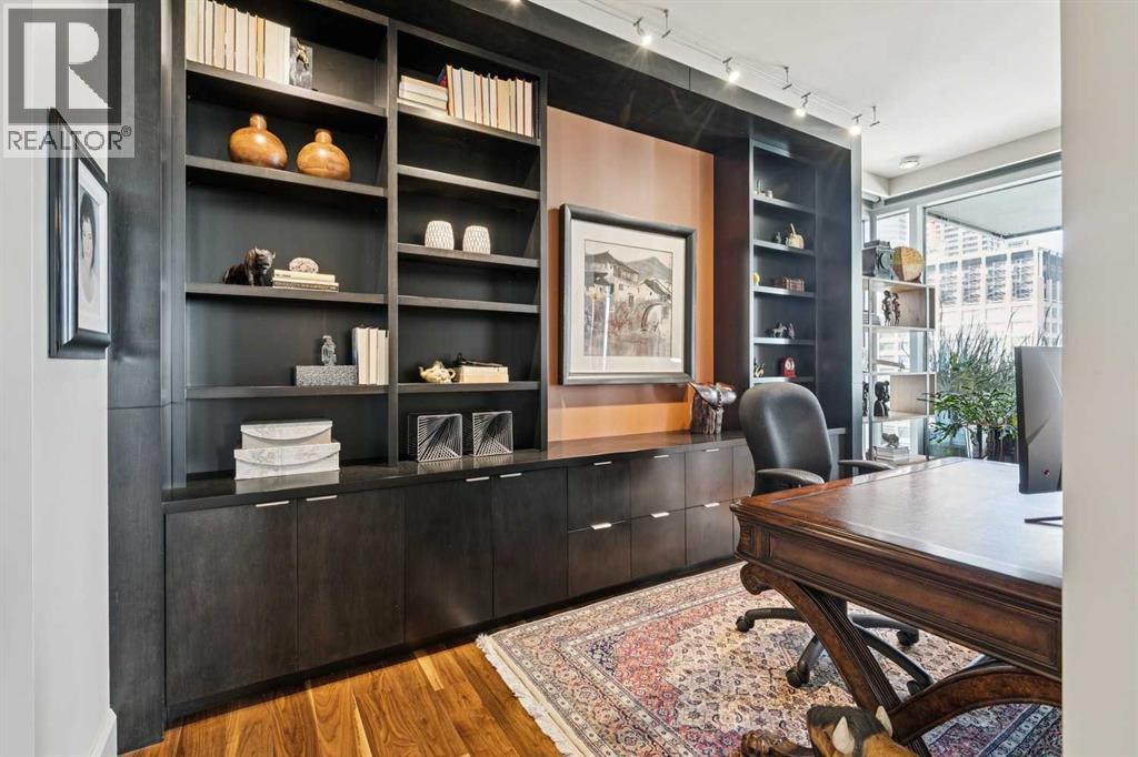 #1601 108 9 Avenue SW - 19
