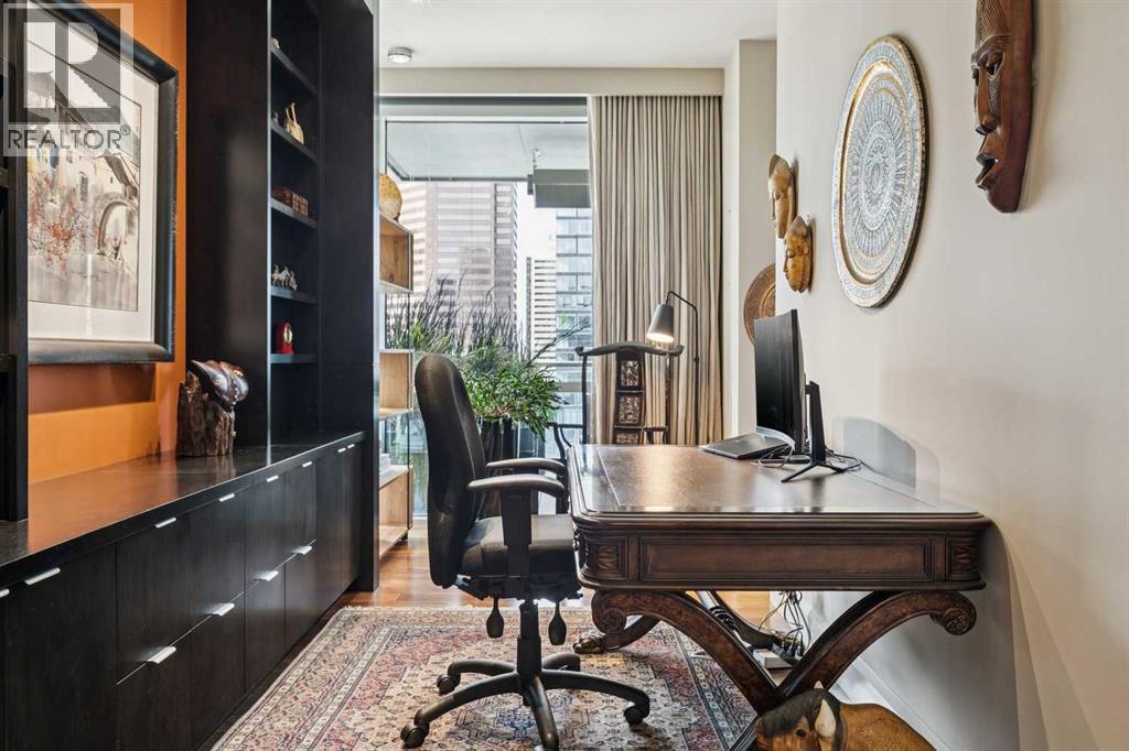 #1601 108 9 Avenue SW - 21