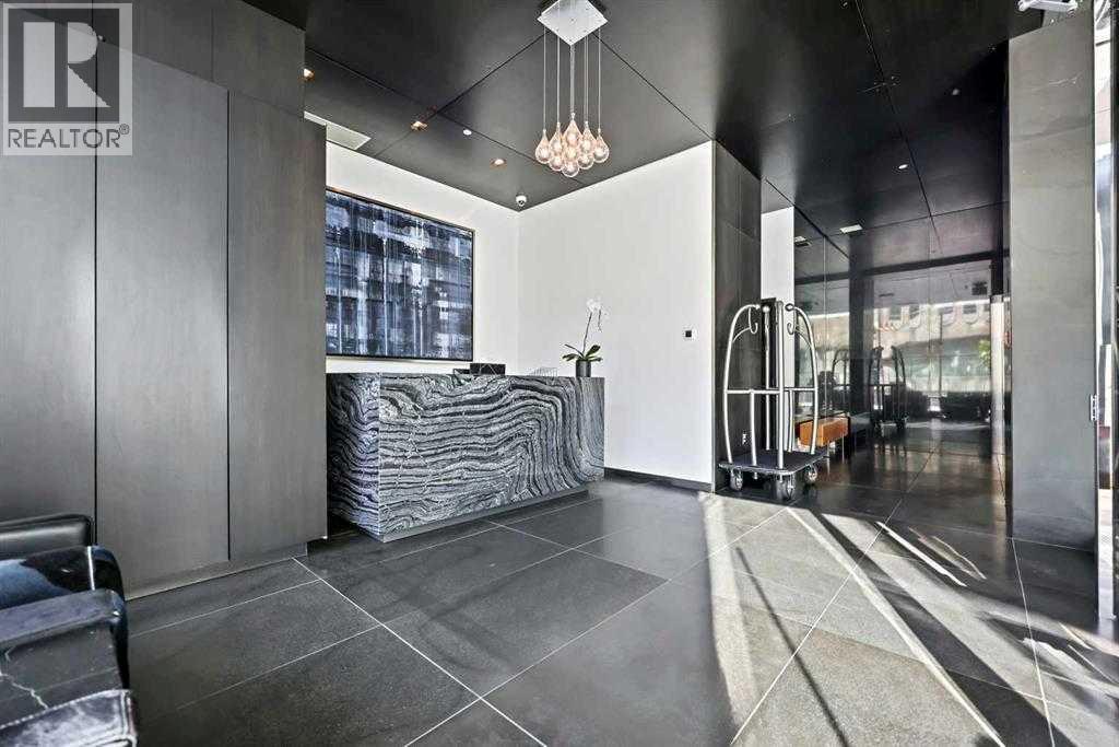 #1601 108 9 Avenue SW - 46