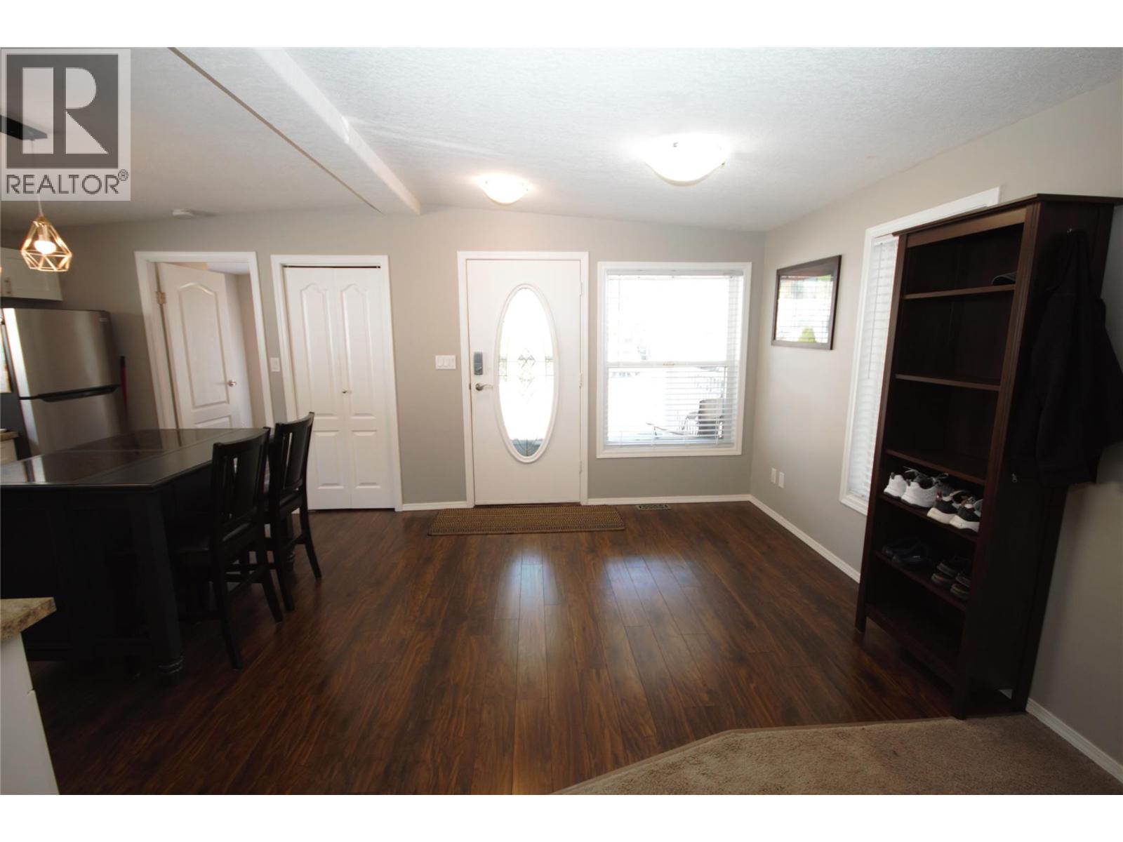 #44 8598 Highway 97 - 23