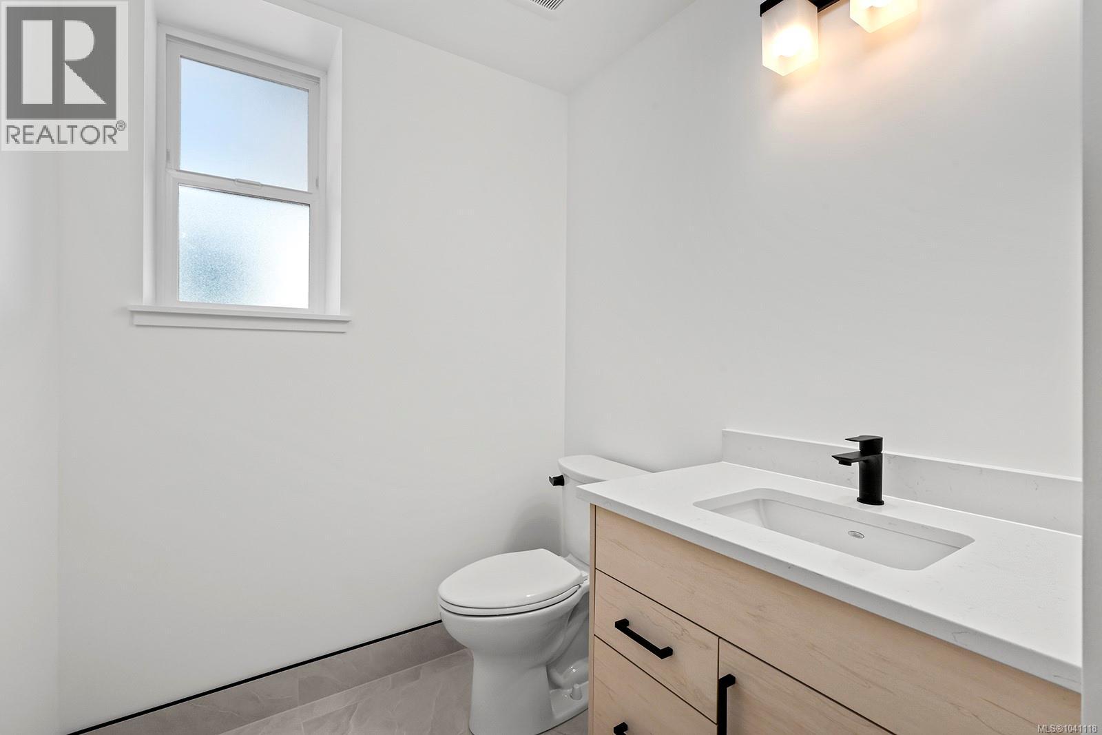 1661 Crown Isle Blvd - 23