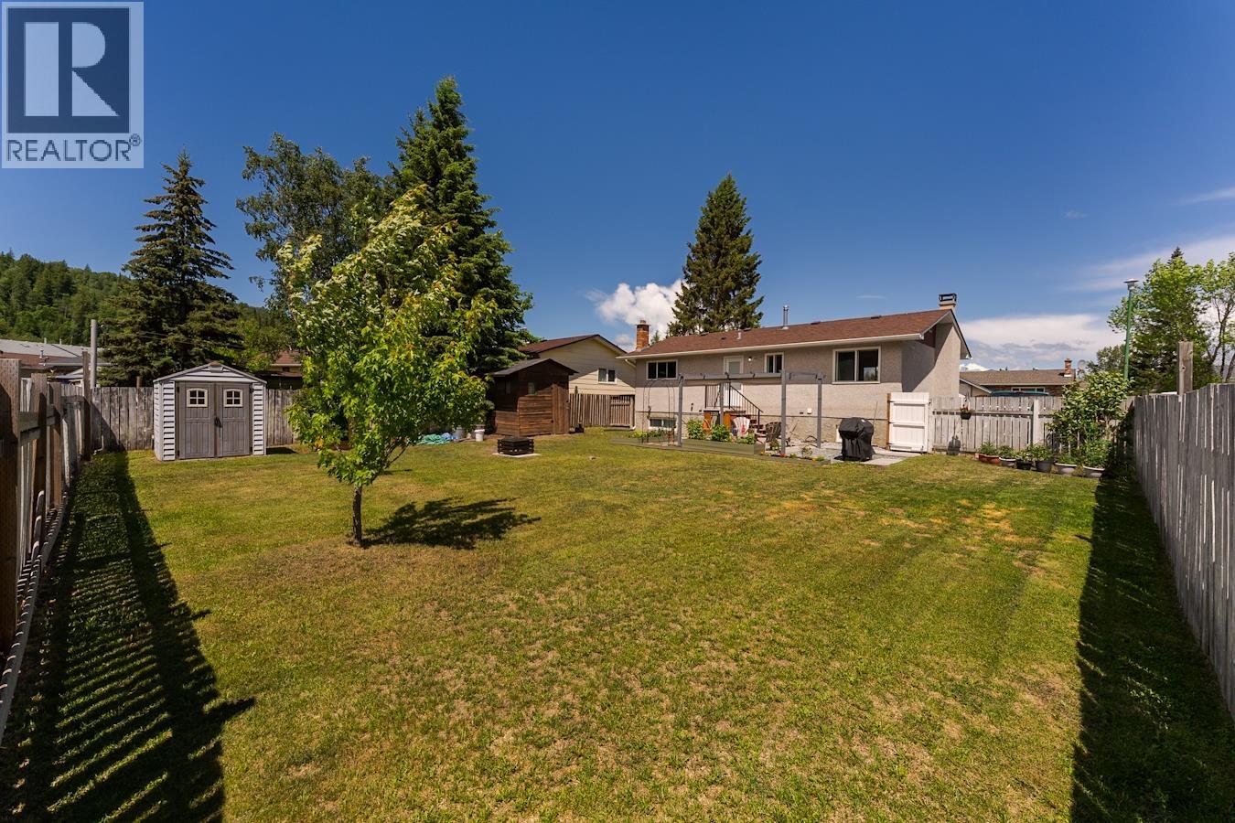 Photo 22 of 24 — 4543 LAW AVENUE · Prince George, BC