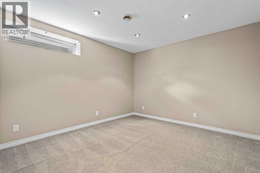 249 Mt Douglas Circle SE — photo 40