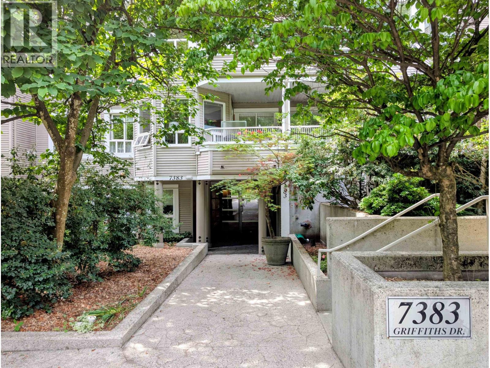207 7383 GRIFFITHS DRIVE