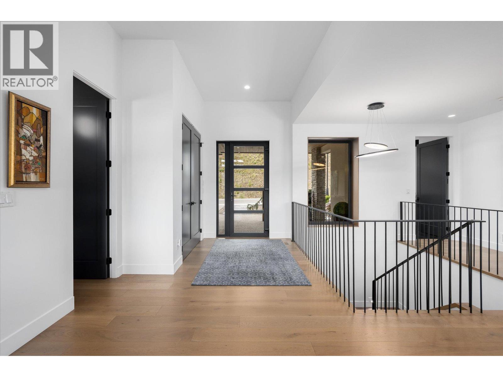  10038 Beacon Hill Drive, Lake Country