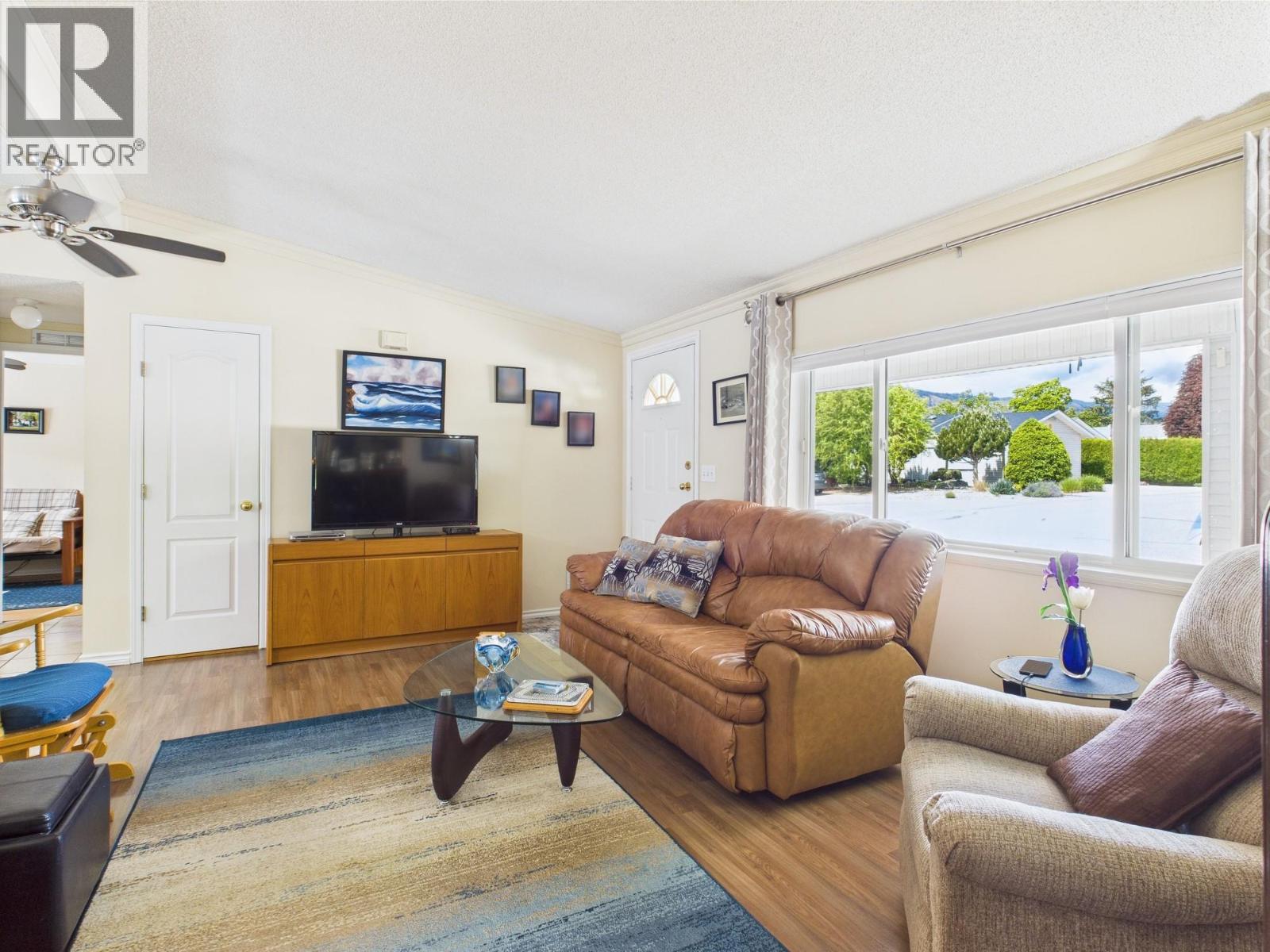 #12 30 Cactus Crescent - 3