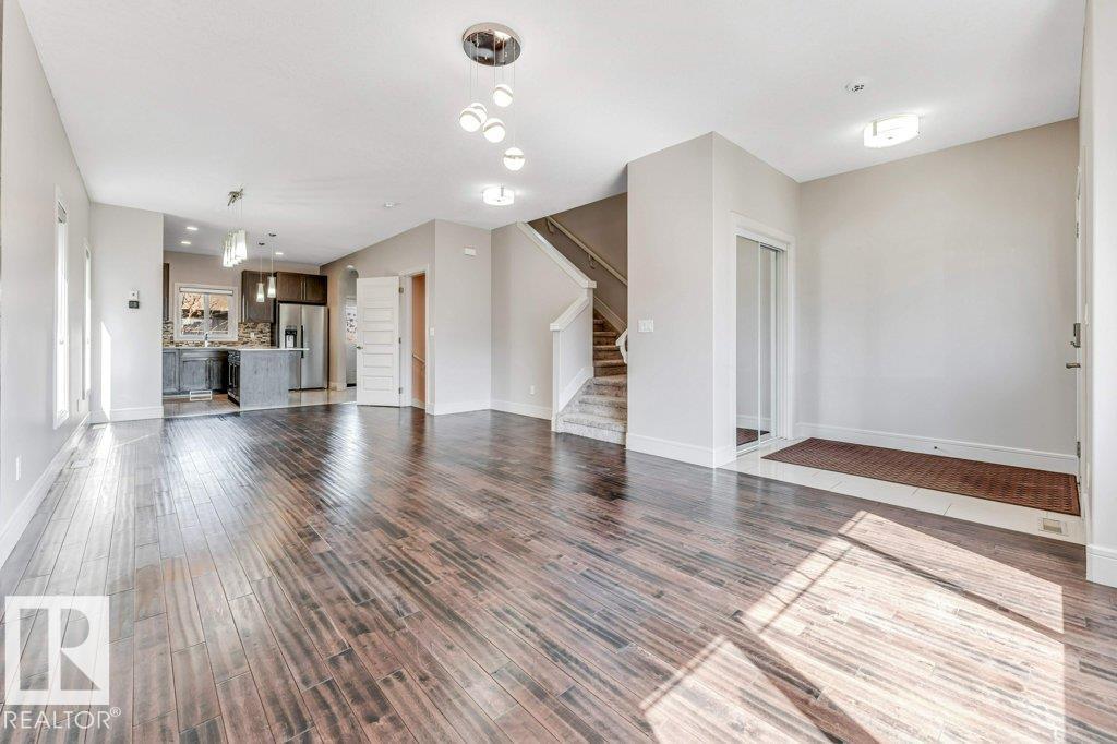 2604 20 AV NW - 14