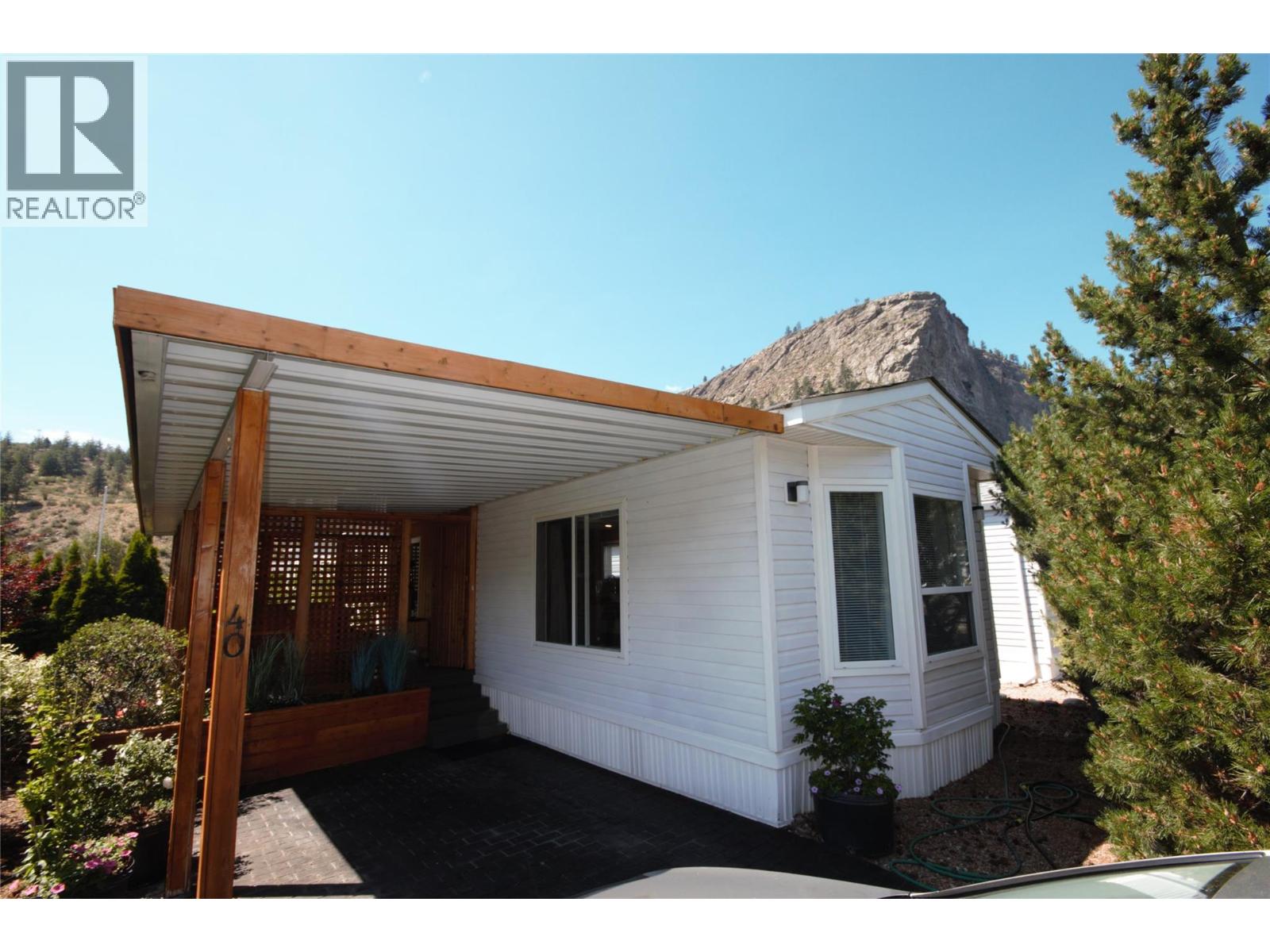 #40 8598 Highway 97 - 30