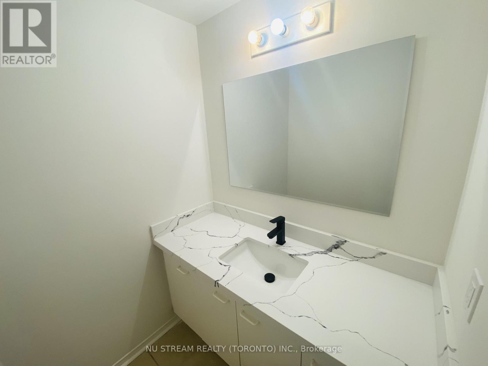 25 QUANCE STREET - 19