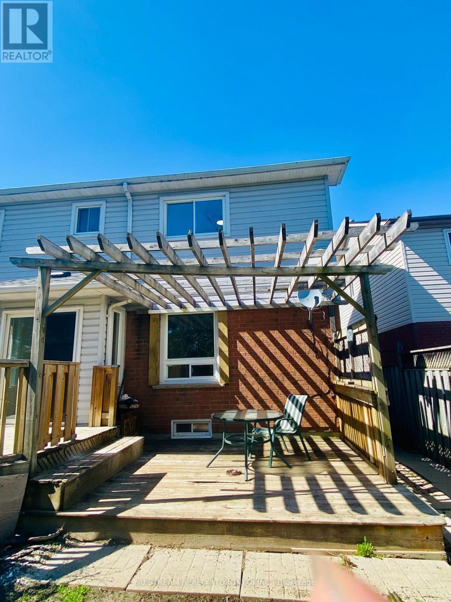25 QUANCE STREET - 31