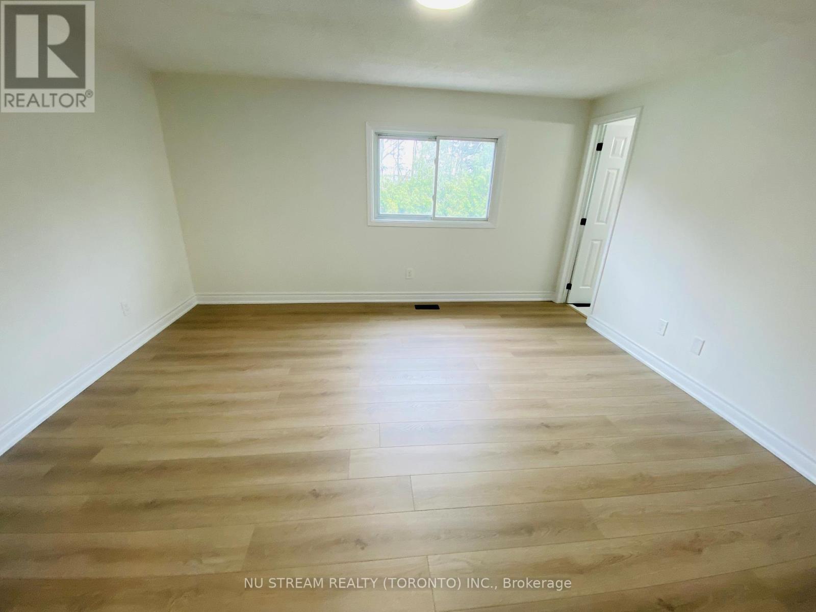 25 QUANCE STREET - 20