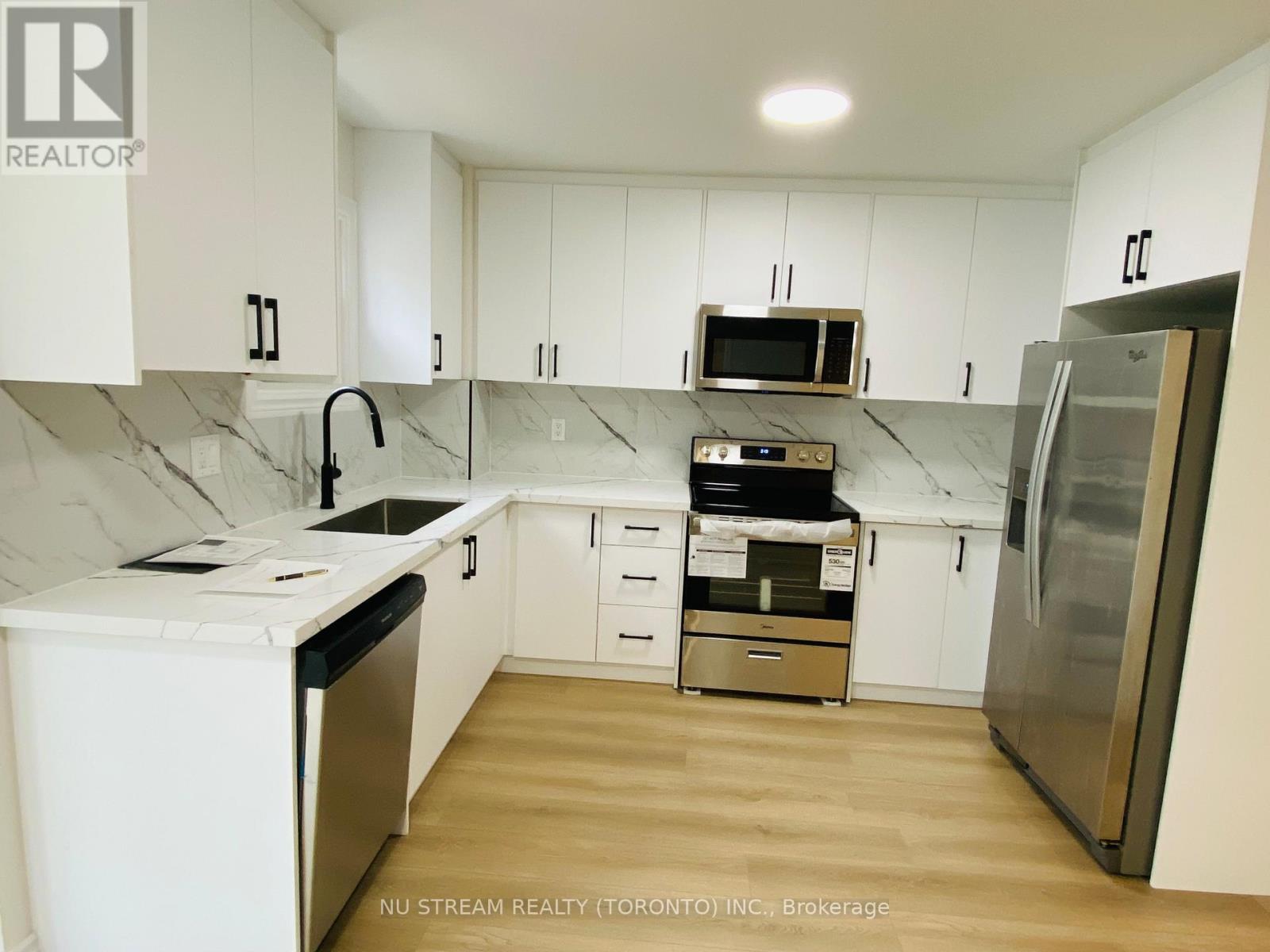 25 QUANCE STREET - 6