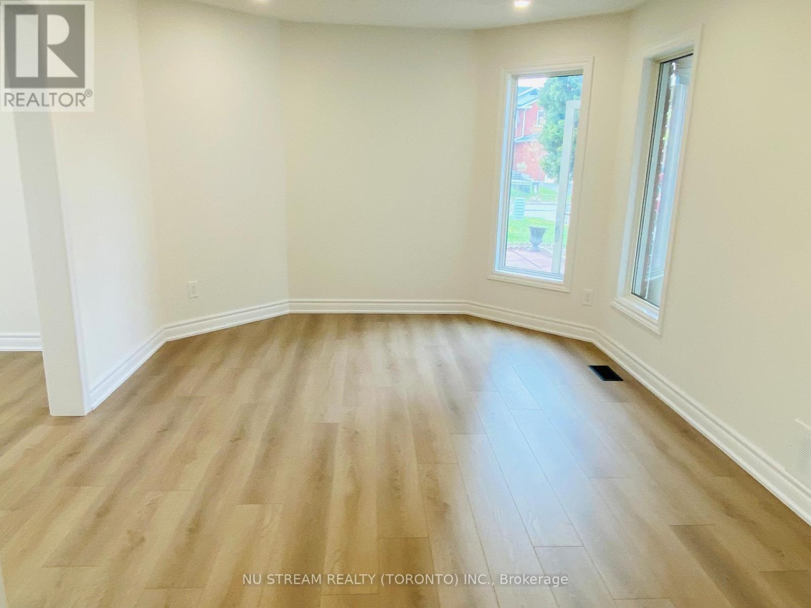 25 QUANCE STREET - 13