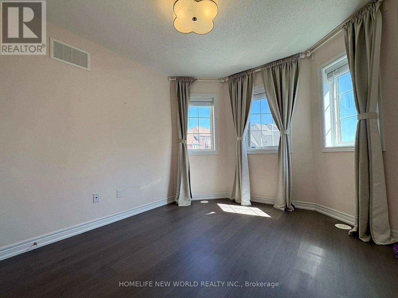 #50 26 ROY GROVE WAY - 15