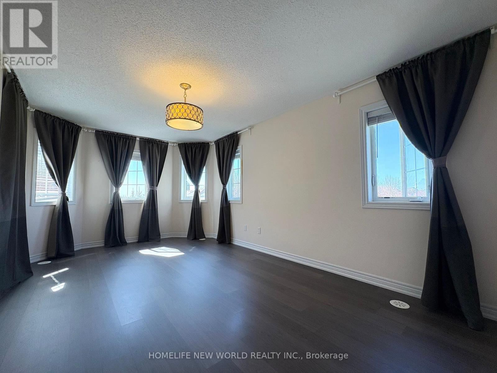 #50 26 ROY GROVE WAY - 9