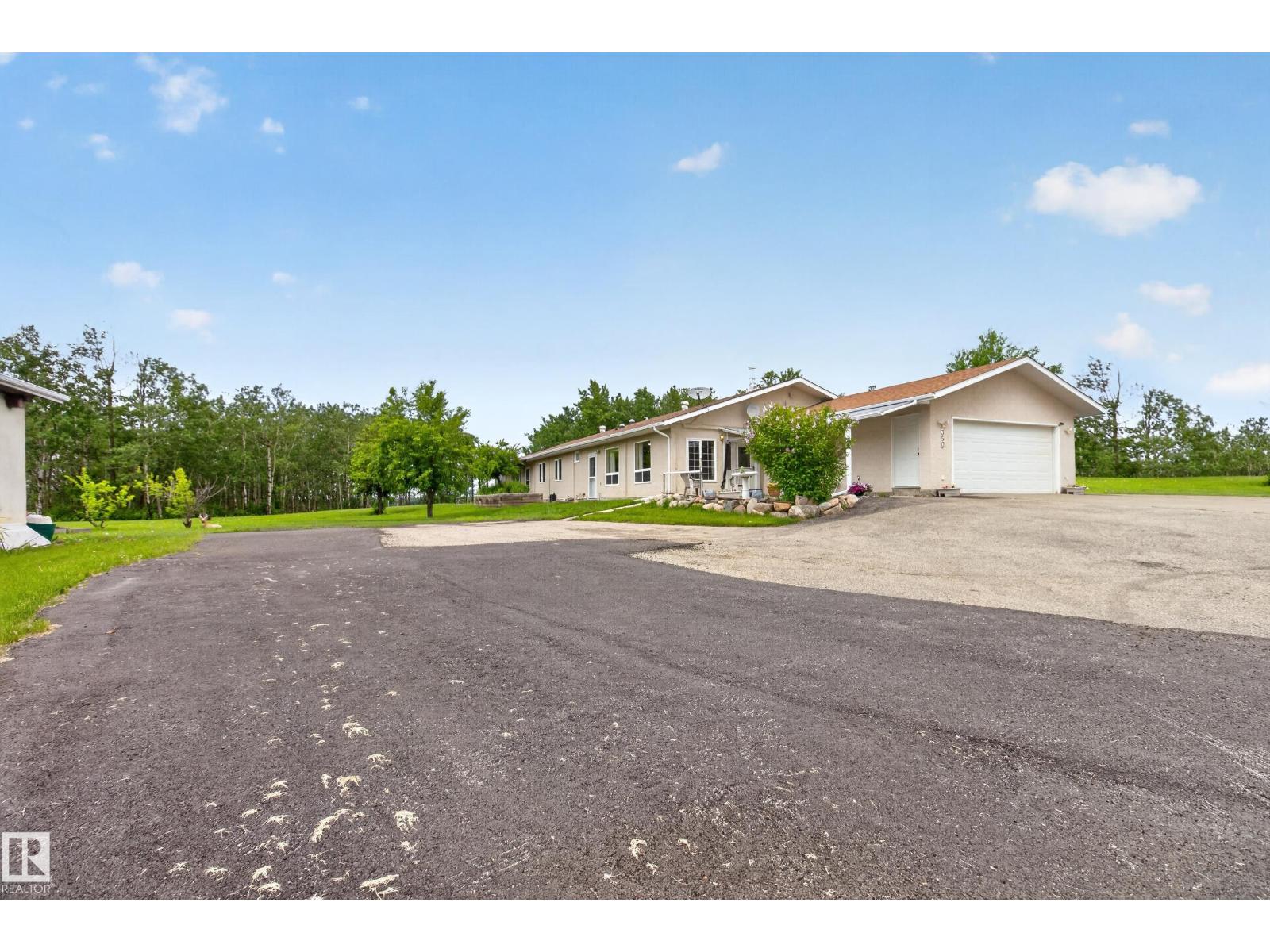 #350 52343 RGE ROAD 211 - photo 3