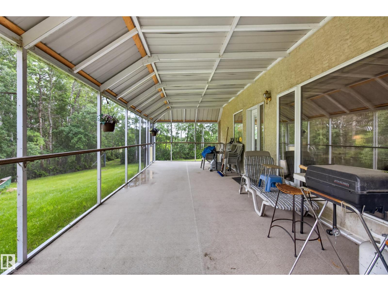 #350 52343 RGE ROAD 211 — photo 32
