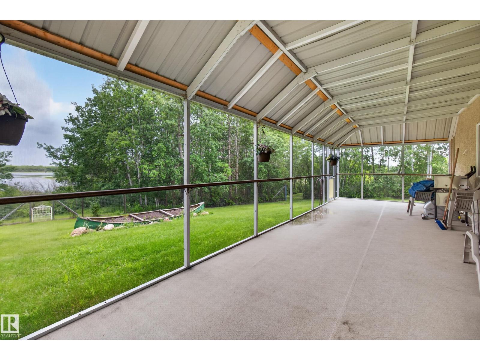 #350 52343 RGE ROAD 211 — photo 33